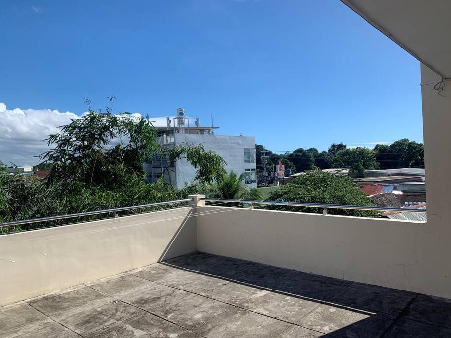 Lee'S Apartment Dumaguete City Zewnętrze zdjęcie