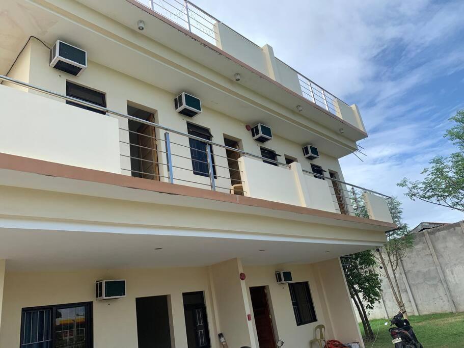 Lee'S Apartment Dumaguete City Zewnętrze zdjęcie